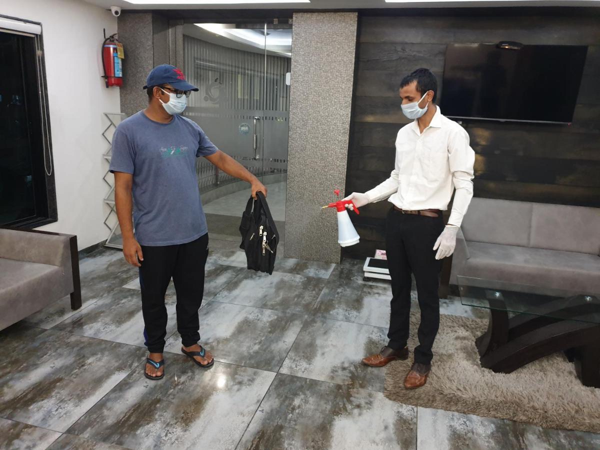 Hotel Unity Ahmedabad Bagian luar foto