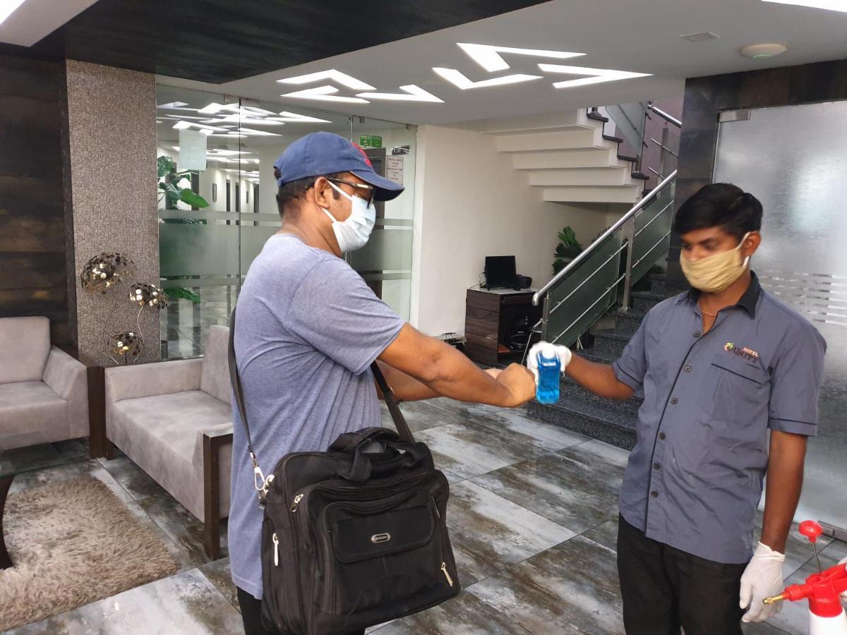 Hotel Unity Ahmedabad Bagian luar foto