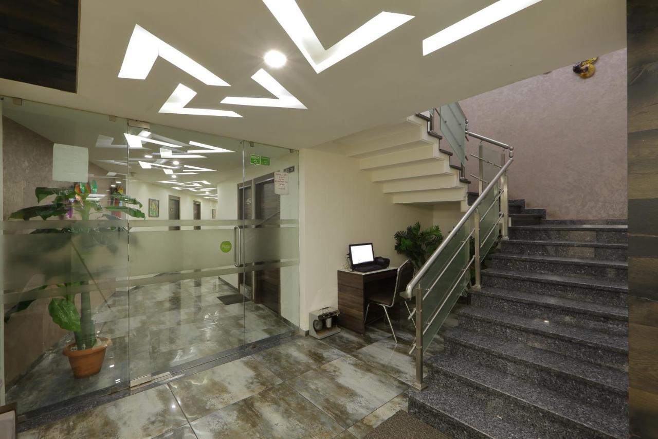 Hotel Unity Ahmedabad Bagian luar foto