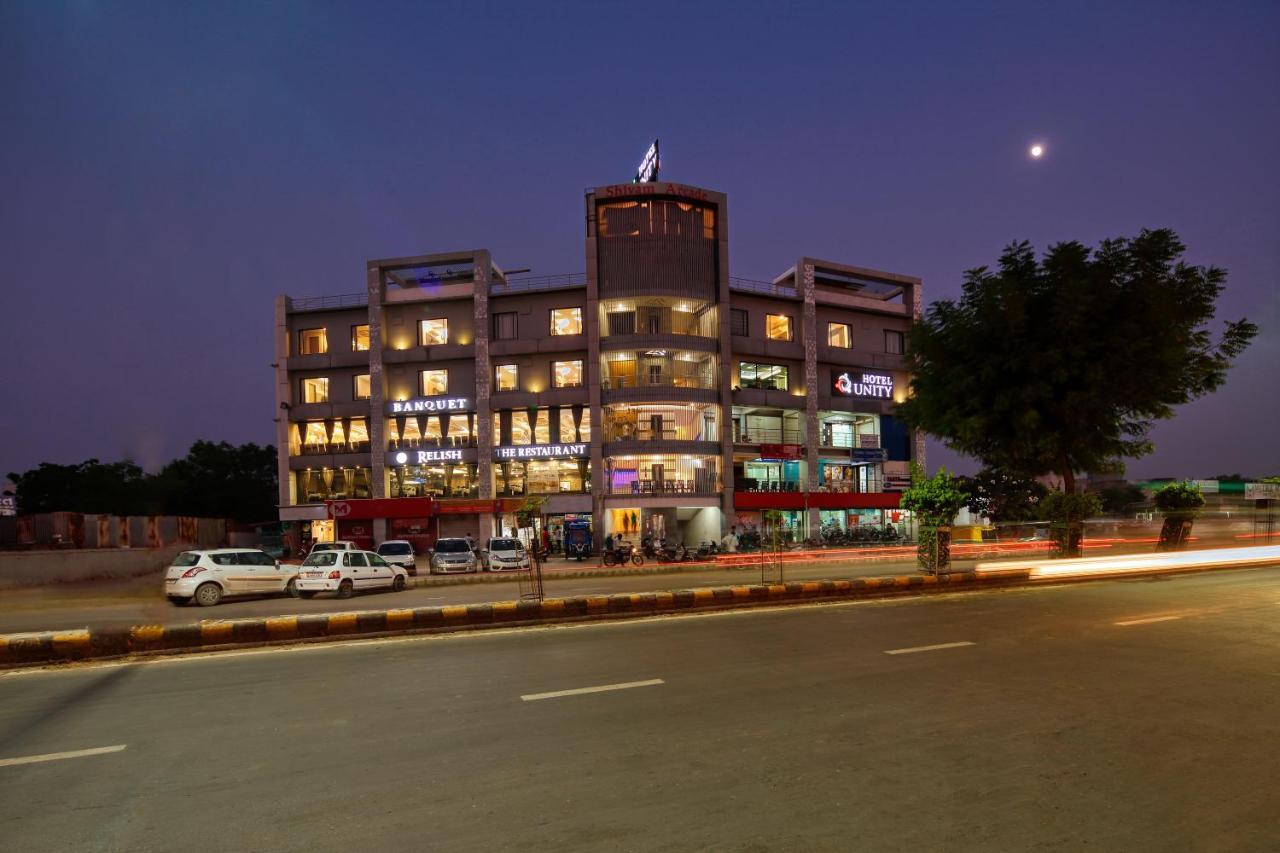 Hotel Unity Ahmedabad Bagian luar foto